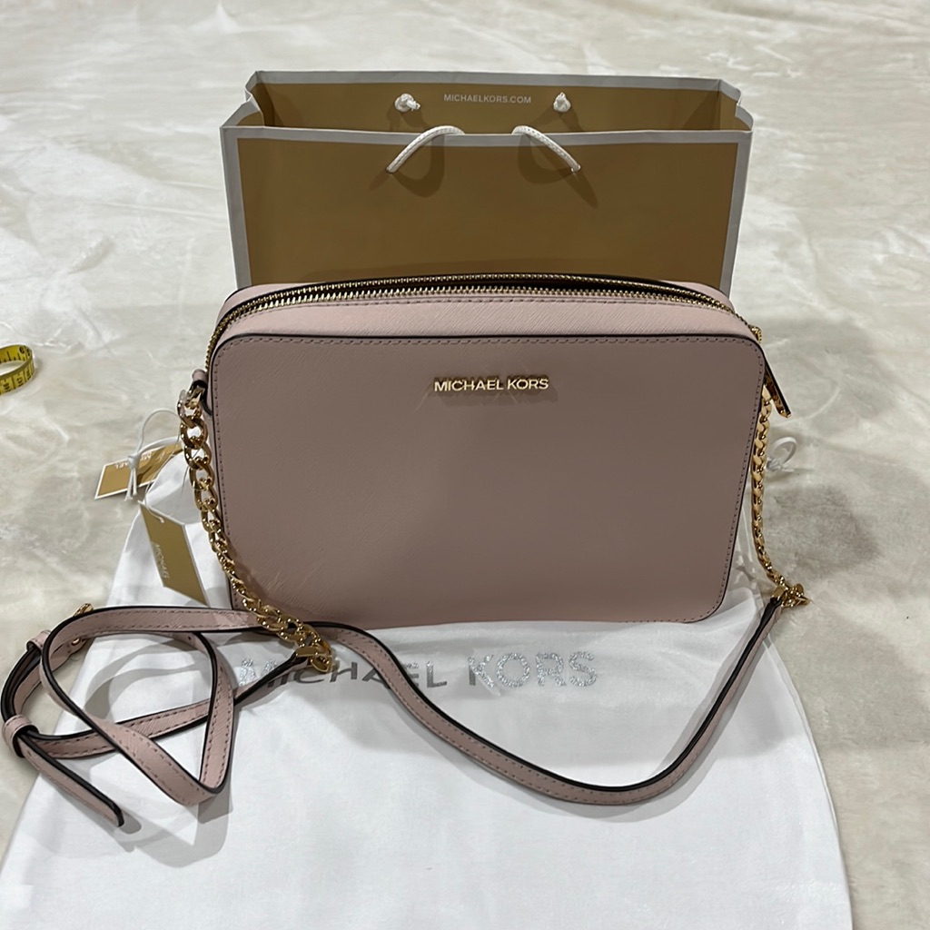 Brand New Michael Kors Crossbody Brand New Michael Kors Crossbody